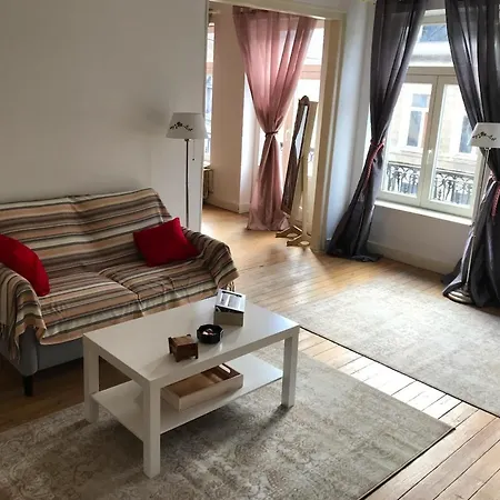 Comme Avant Apartment *